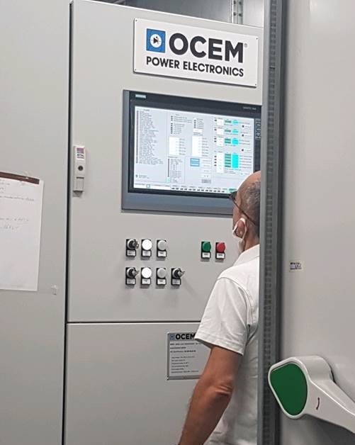 Monitoring the performance of the equipment during the final acceptance test