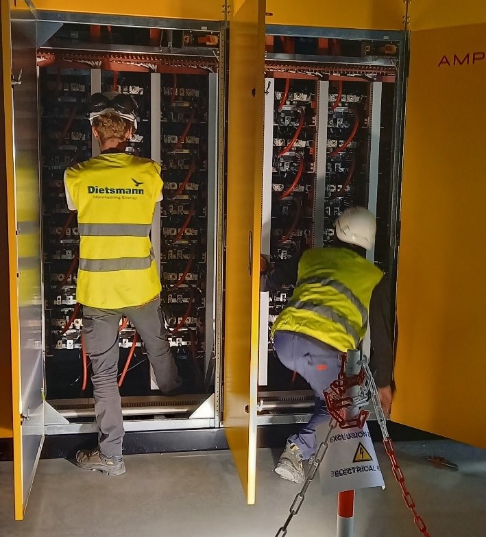 Connection of the power converter modules for the charging procedure carried out during the installation of the two first Power Supply sets in the ITER Radiofrequency Building, Cadarache, France, May 2022. 