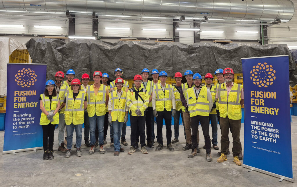 The teams of F4E, Demathieu Bard, Energia consortium and b.Next consortium gathered in the Fast Discharge building to celebrate the completion. June 2025. ©F4E