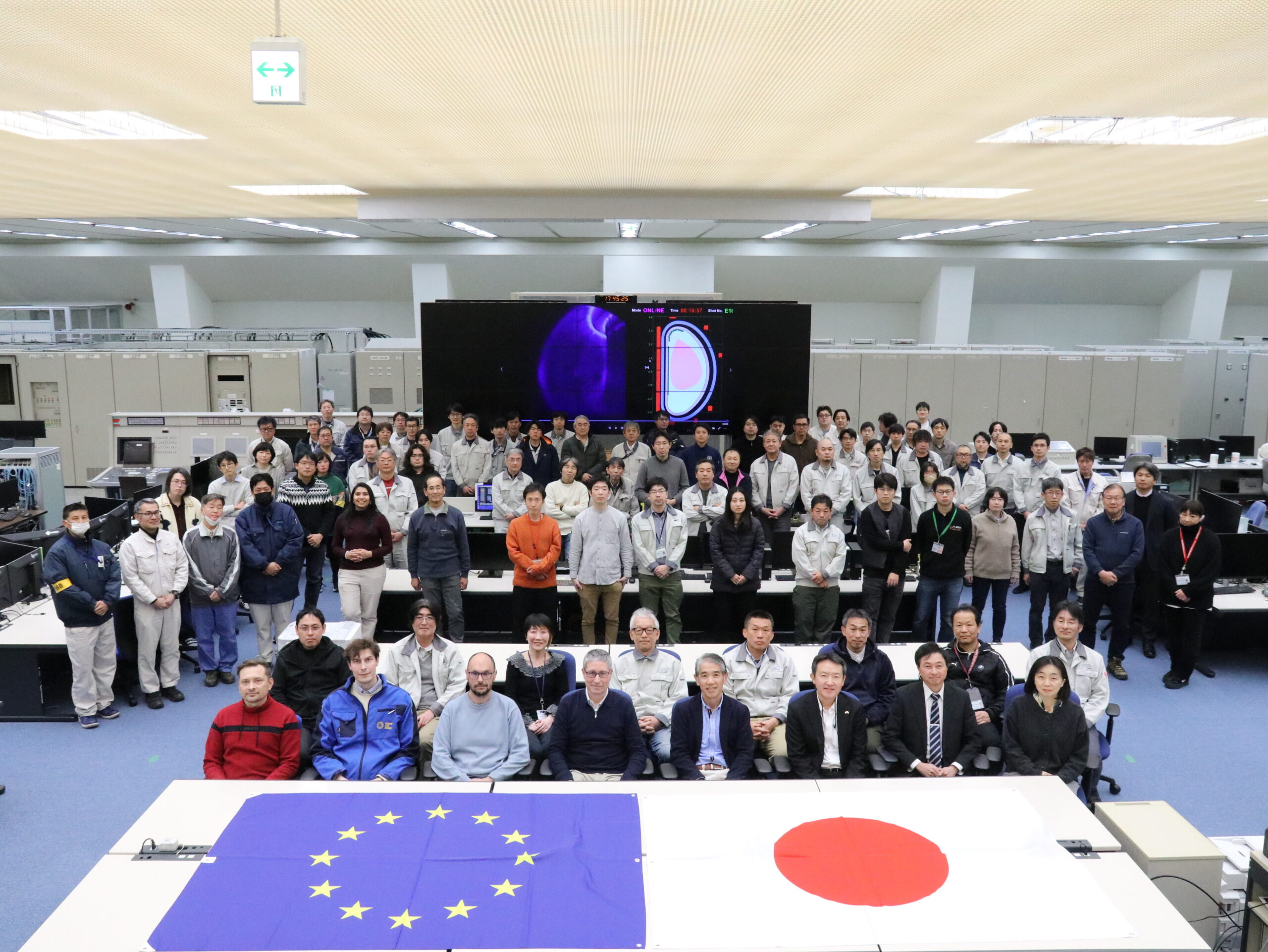 The European and Japanese at the JT-60SA control room